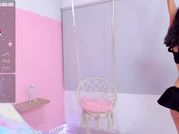 webcam girl little_effy18 live cam image #3233080