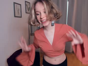 webcam girl love_and___hope live cam image #4952524