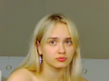 webcam girl evi_wow live cam image #4250090