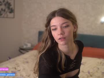 webcam girl coyness_geneva live cam image #3546786