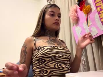 webcam girl christykream live cam image #7051518