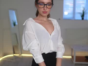 webcam girl silent_chill live cam image #6934311