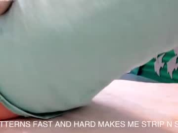 webcam girl lets_slip_and_slide live cam image #5347278