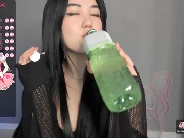 webcam girl shy_cuteie18 live cam image #6928182