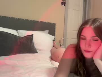 webcam girl emilytaylorxo live cam image #4978607