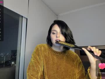 webcam girl yourfreakygirl live cam image #4256028