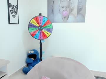 webcam girl missniley live cam image #2851318