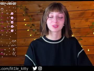 webcam girl lit1le_kitty_ live cam image #3025877