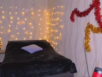 webcam girl kylie_mine live cam image #3413300