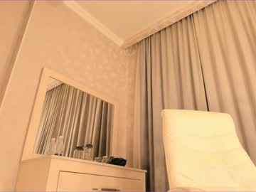 webcam girl sury_01 live cam image #1113371