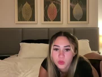 webcam girl olivialopezxo live cam image #7025104