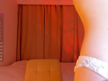 webcam girl amandamedrano live cam image #3992054