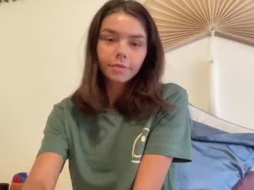 webcam girl yourfavoritegirl_ live cam image #4434032