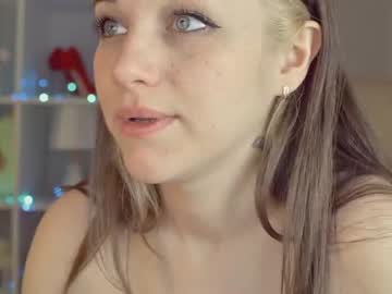 webcam girl mia_milagros live cam image #1611936