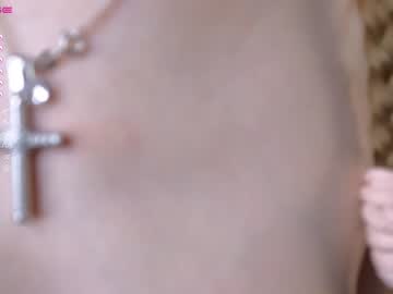 webcam girl afroditacaree live cam image #5729345