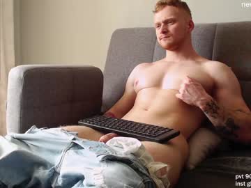 webcam man chris_boy37 live cam image #4223966