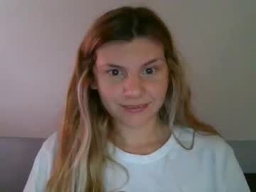 webcam girl candycane449 live cam image #2929299