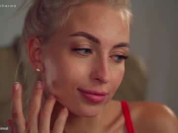 webcam girl artmosphera live cam image #4906133