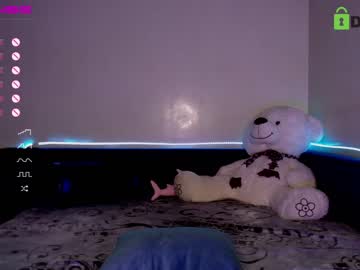 webcam girl fallen_angel_18 live cam image #4117979