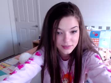 webcam girl christine_horny live cam image #268019