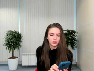 webcam girl lina__backer live cam image #437478