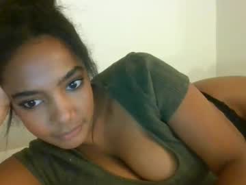 webcam girl annikaxsecret live cam image #7069120