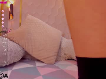 webcam girl stormi_suxxx live cam image #3880893