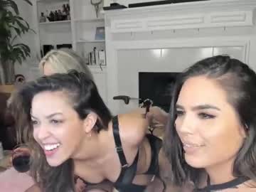 webcam couple bobbingforpineapples live cam image #1662830