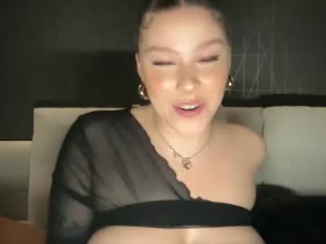 webcam girl novavangogh live cam image #4751559