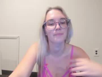 webcam girl mariah95 live cam image #439721