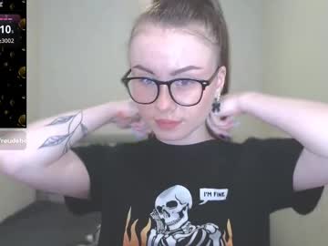 webcam girl amina_lux live cam image #7092548