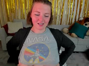 webcam girl haylee_love live cam image #4586203