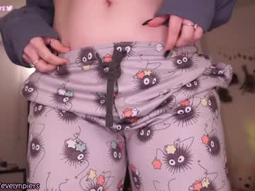webcam girl evelynpiers live cam image #4007638