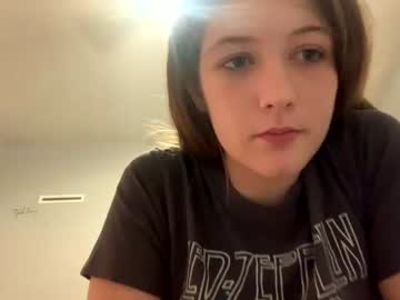 webcam girl haileyrenae live cam image #5806509
