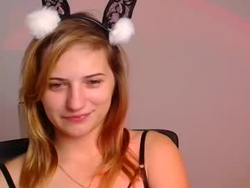 webcam girl molly_lyyy live cam image #7046885