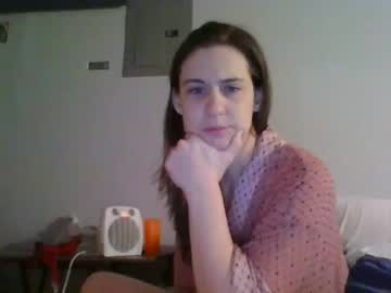 webcam girl thehoeuwant live cam image #1227055