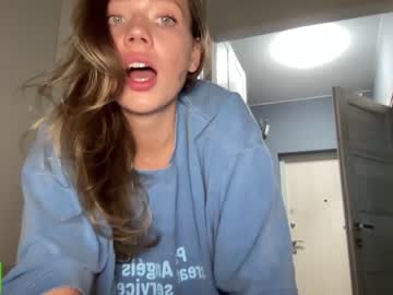 webcam girl angel_from_sky live cam image #6962670