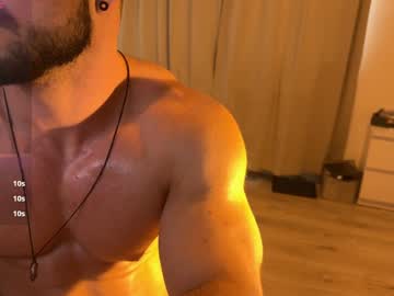 webcam man wannaseeyourface live cam image #7047335