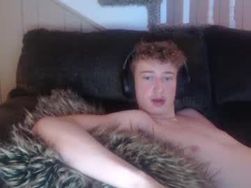 webcam man bigdickgamerchristian live cam image #3068680