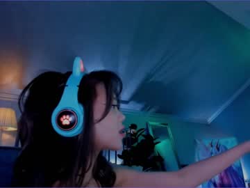 webcam girl juliabeng1 live cam image #4131892