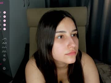 webcam girl tiaharvey live cam image #5938746