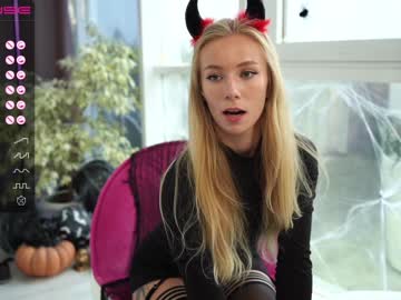 webcam girl vika54784 live cam image #3042035