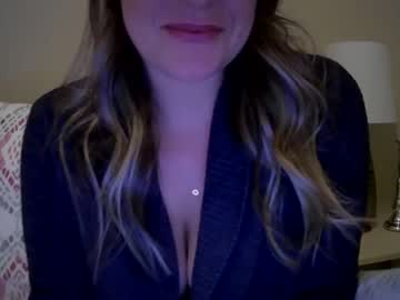 webcam girl lusciouslips09 live cam image #1297772