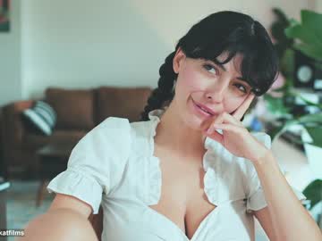 webcam girl katdreams live cam image #5284362
