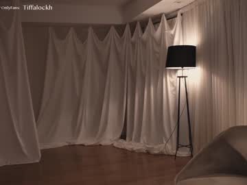 webcam girl tifalock_ live cam image #4678339