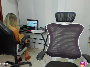 webcam couple emillybrowm live cam image #4103404