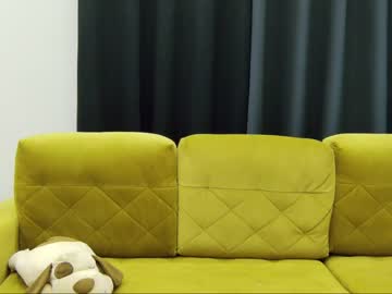 webcam girl flowerr_powerr live cam image #6034638
