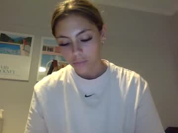 webcam girl girlgangbang live cam image #1059169
