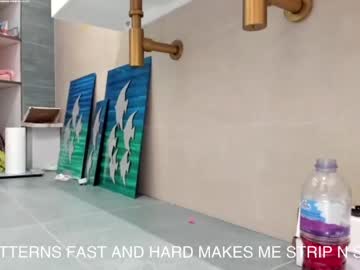 webcam girl lets_slip_and_slide live cam image #5317139