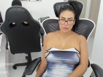 webcam couple emillybrowm live cam image #6785700